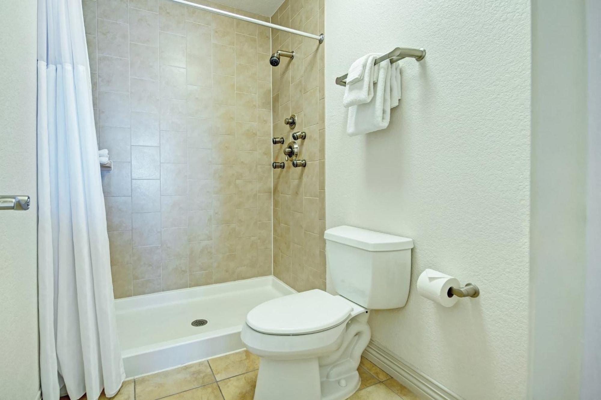 Сasa de vacaciones Wyndham Desert Rose 2br With Access