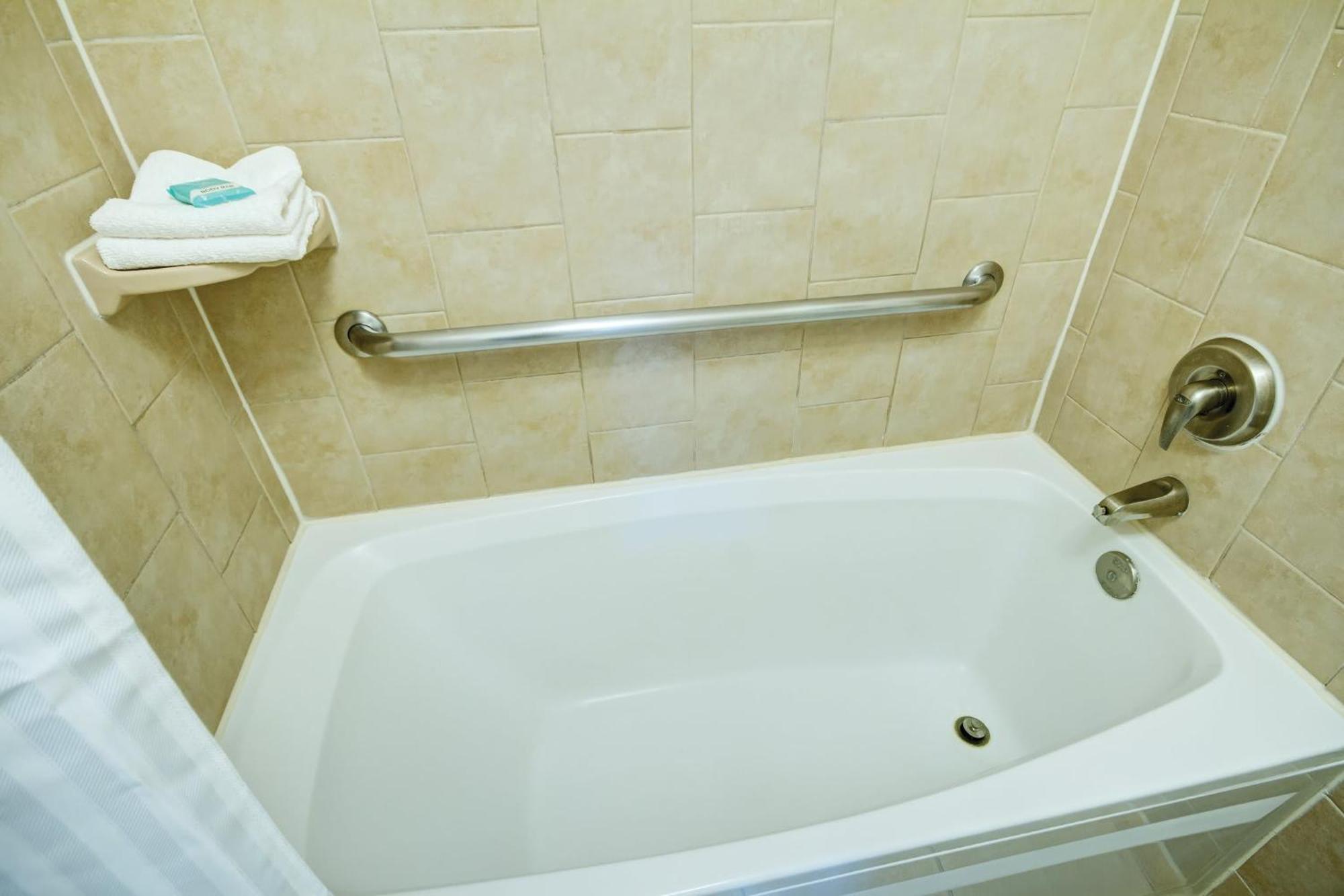 Wyndham Desert Rose 2br With Access * Las Vegas